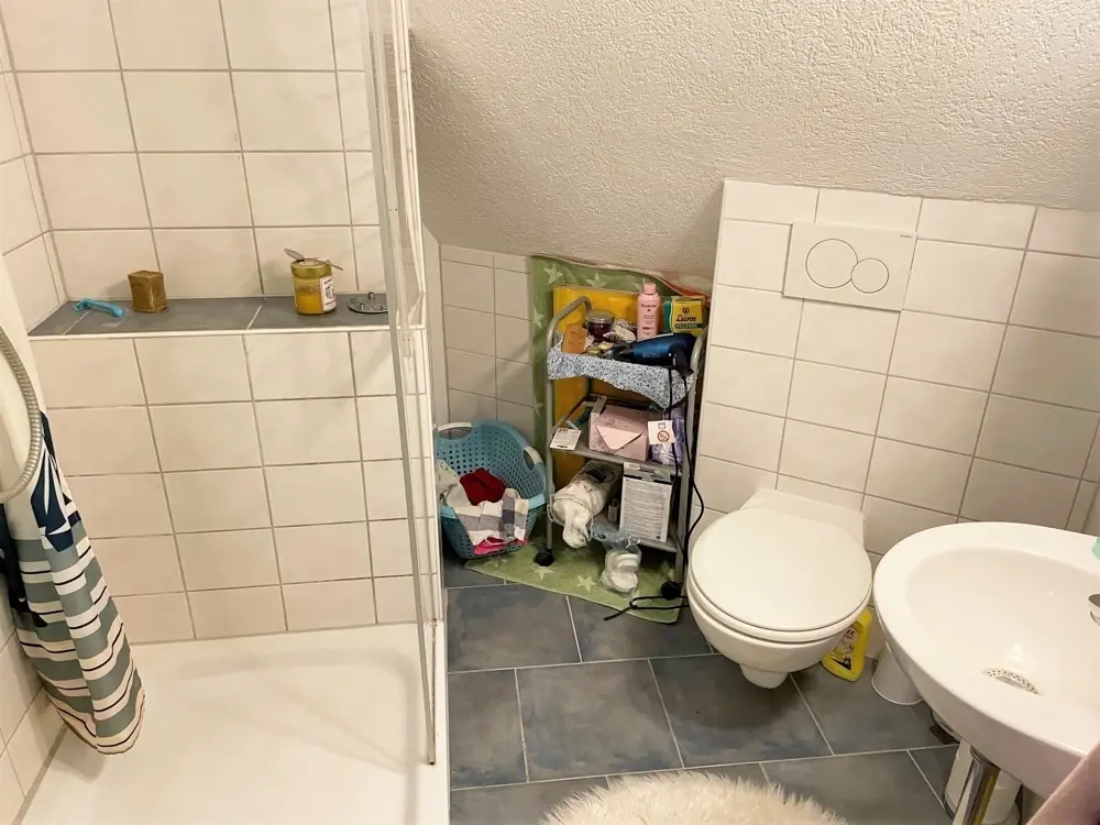 Bad im Dachgeschoss